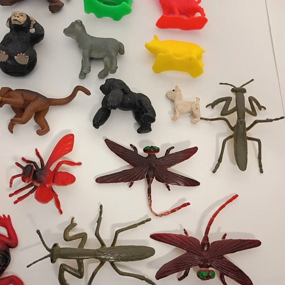 Lot of 30 Miniature Toy Plastic Animal Figures Insects, Farm, Safari Animals